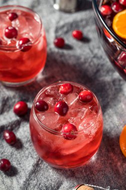 Şampanyalı Noel meyveli pançı