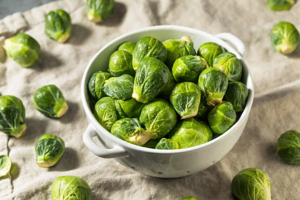 Gezond Biologisch Groen Brussel Sprouts Een Kom — Stockfoto