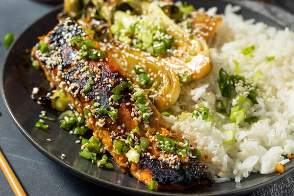 Caseiro Asiático Assado Miso Salmão Com Arroz Bok Choy — Fotografia de Stock