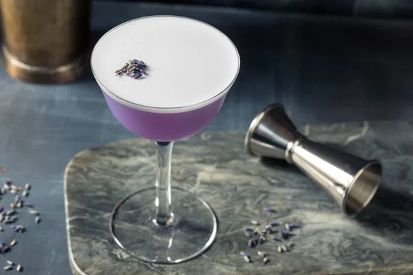 Boozy Lavender Gin Cocktail Med Citron Och Syrup — Stockfoto