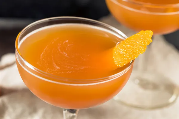 Boozy Refreshing Blood Sand Cocktail Orange Scotch — Stock Photo, Image