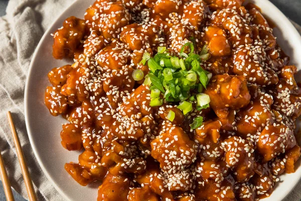 Zelfgemaakte Koreaanse Gochujang Kip Met Sesam Rijst — Stockfoto