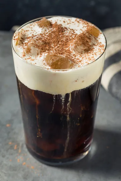 Házi Espresso Iced Einspanner Kávé Tejszínhabbal — Stock Fotó
