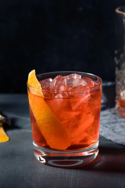 Boozy Refreshing Tequila Rosita Negroni Cocktail Grapefruit Garnish — 스톡 사진