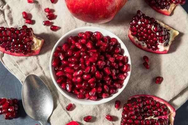 Healthy Organic Pomegranate Seeds Bowl Ready Eat — стоковое фото