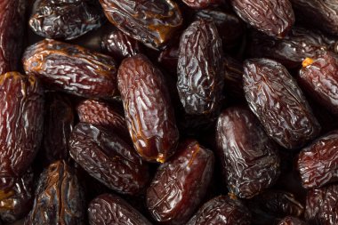 Yığındaki Organik Çiğ Kuru Tarihler