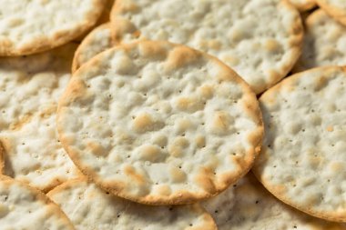 Sağlıklı Yuvarlak Masa Suyu Krakerleri Tuzlu