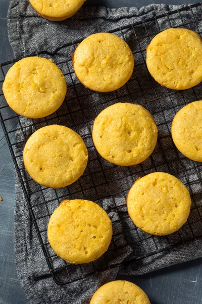 Muffins Hechos Casa Pan Maíz Amarillo Listo Para Comer — Foto de Stock