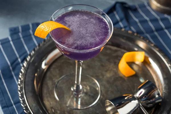 Koud Verfrissend Water Lily Cocktail Met Triple Sec Creme Violette — Stockfoto