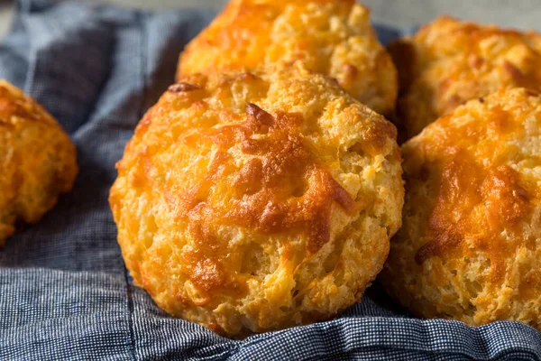 Homemade Buttermilk Cheddar Biscuits Ready Eat — 스톡 사진