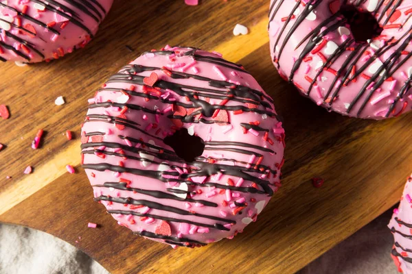 Donuts Caseros Del Día San Valentín Con Chocolate Las Astillas — Foto de Stock