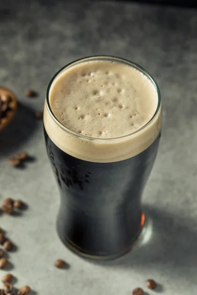 Boozy Erfrischenden Kaffee Stout Bier Einem Pint Glas — Stockfoto