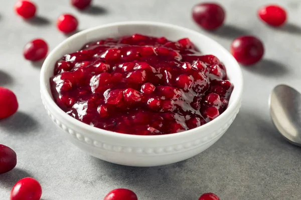 Домашний Сладкий Lingonberry Jam Миске — стоковое фото
