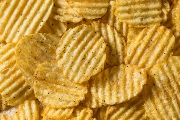 Bors Crinkle Burgonya Chips Egy Tálban — Stock Fotó