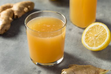 Limonlu soğuk yenileyici Probiyotik Zencefil Kombucha