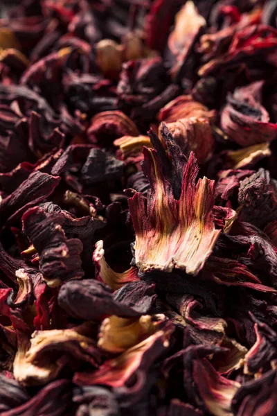 Çiğ Kırmızı Organik Kurutulmuş Hibiscus Çiçek Çayı — Stok fotoğraf