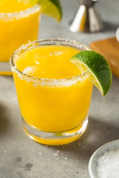 Boozy Cold Mango Margarita Cocktail Lime Salt — стокове фото