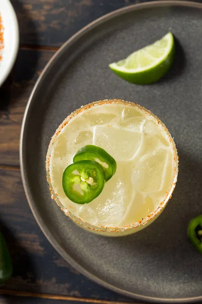 Boozy Spicy Jalapeno Margarita Mit Tequila Und Limette — Stockfoto