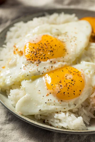 古巴自制Arroz Con Huevos Fried Plantains Breakfast — 图库照片