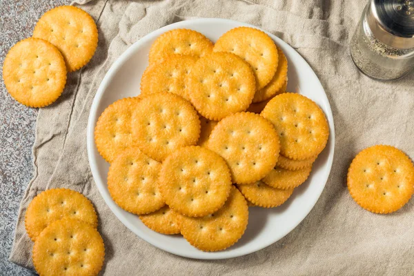 Biscoitos Redondos Crocantes Salgados Prontos Para Comer — Fotografia de Stock