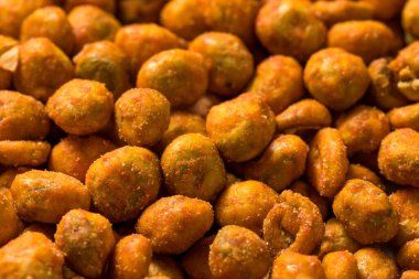 Kavanozda Baharatlı Sriracha Bezelyeleri