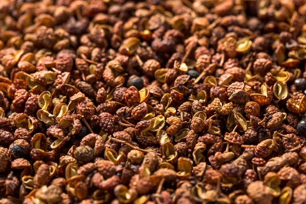 Organiczne Surowe Sichaun Peppercorns Misce — Zdjęcie stockowe