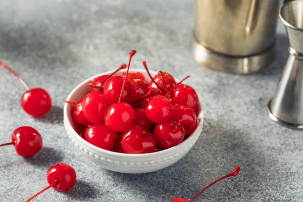 Sladké Kandované Červené Maraschino Třešně Míse — Stock fotografie