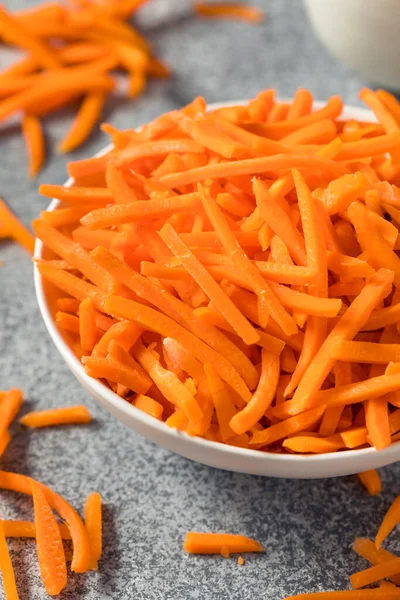 Raw Organic Carrot Shreds Bowl — Stock Photo, Image