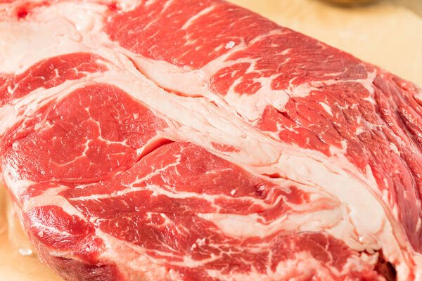 Жаркое из рябины с солью и перцем