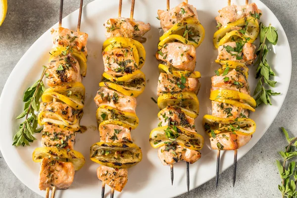 Homemade Salmon Skewer Kebabs Lemon Herbs — Stockfoto