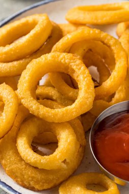 Homemade Battered Onion Rings with Ketchup Sauce