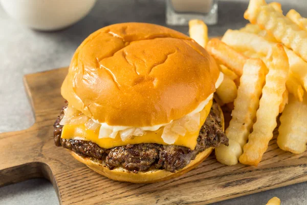 Homemade Wisconsin Butter Burger Cheese Fries — Stock Fotó