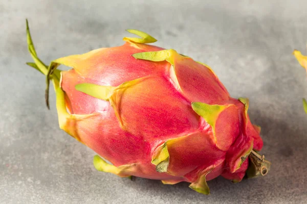 Healthy Organic Thai Dragonfruit Pitaya Cut Slices — Foto Stock