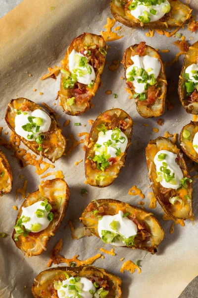 Homemade Loaded Crispy Potato Skins Sour Cream Bacon — Zdjęcie stockowe