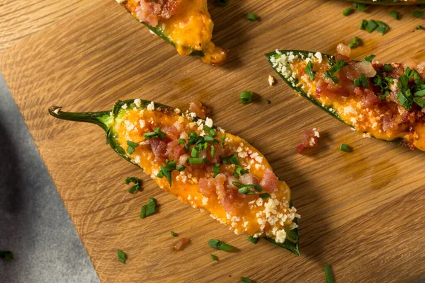 Homemade Organic Jalapeno Poppers Bacon Cream Cheese — 스톡 사진