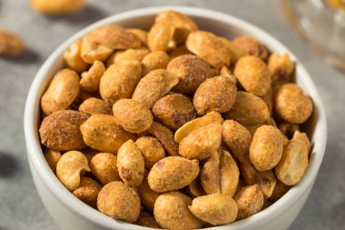 Organic Salted Beer Bar Nuts in a Bowl