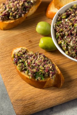 Homemade Mixed Olive Tapenade Appetizer with Toasted Bread