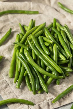 Çiğ Yeşil Organik Kuru Fasulye Bir demet