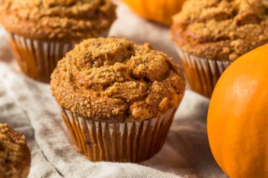 Ev yapımı Balkabağı Baharatlı Kekler Kahvaltıda Yemek İçin