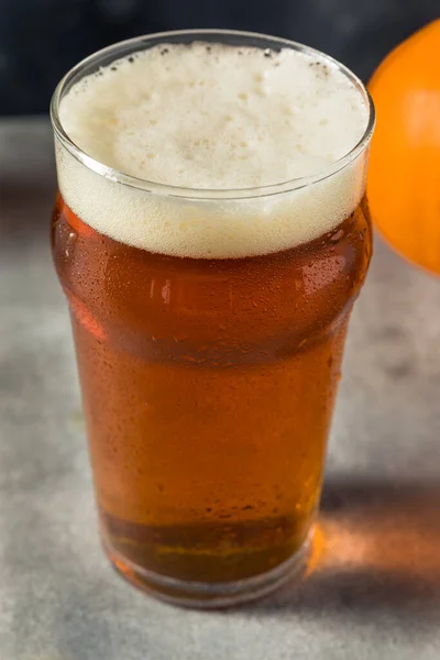 Boozy Refreshing Pumpkin Ale Craft Beer Pint Glass — Stock Photo, Image