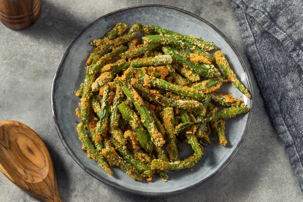 Hembakade Krispiga Gröna Bönor Med Salt Och Peppar — Stockfoto