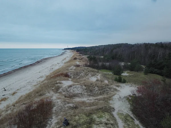 Sakin bir günde Palanga 'nın sahil şeridi