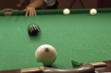 Bilardo. ? saldırmak için kalem.