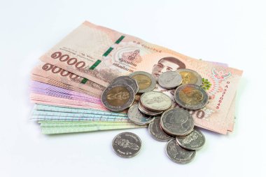 para banknotu Tayland baht beyaz arka plan, tasarruf parası ve finansal iş konsepti
