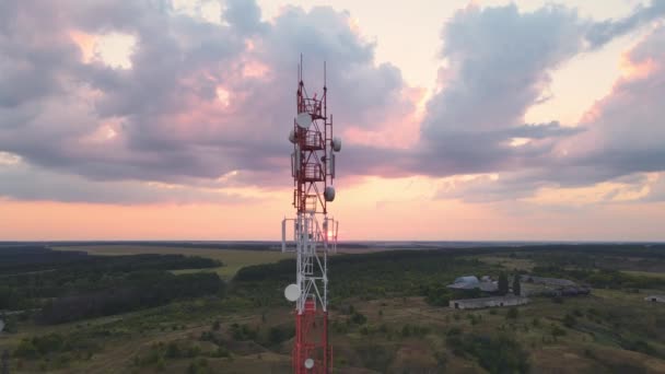 Receptor Antena Telecomunicaciones Torre Teléfono Celular Con Transceptor Estación Base — Vídeo de stock
