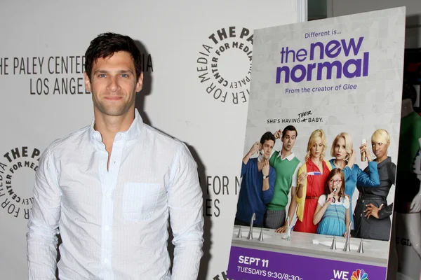 Justin Bartha — Photo