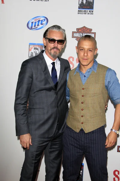 Tommy Flanagan, Theo Rossi — Stock Photo, Image