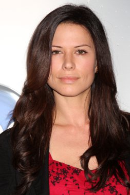 Rhona mitra