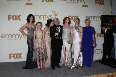 Jessica par kiernan shipka. Elisabeth moss, matthew weiner, christina hendricks, cara buono