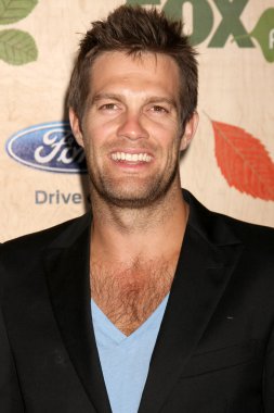 Geoff Stults